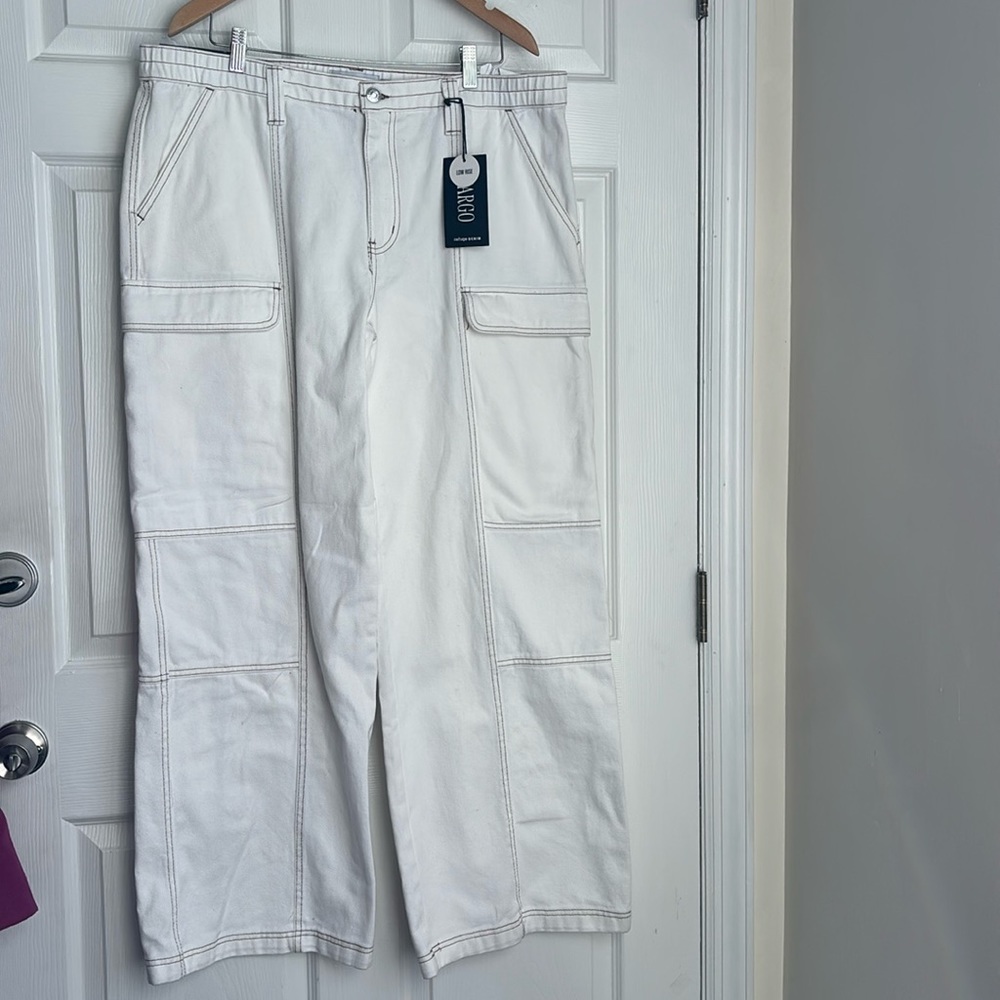 NEW NWT Refuge denim Y2K Wide leg cargo pants size 13 off white brown stitching